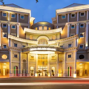 Szálloda Rome Palace Deluxe, Napospart