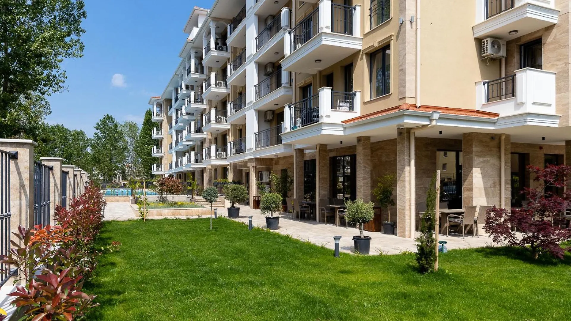 Aparthotel Emilia Romana Park Sunny Beach