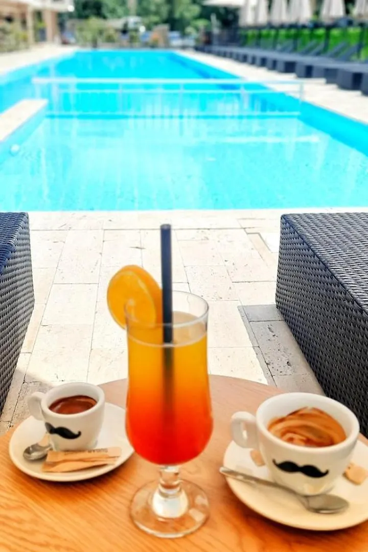 Aparthotel Emilia Romana Park Sunny Beach